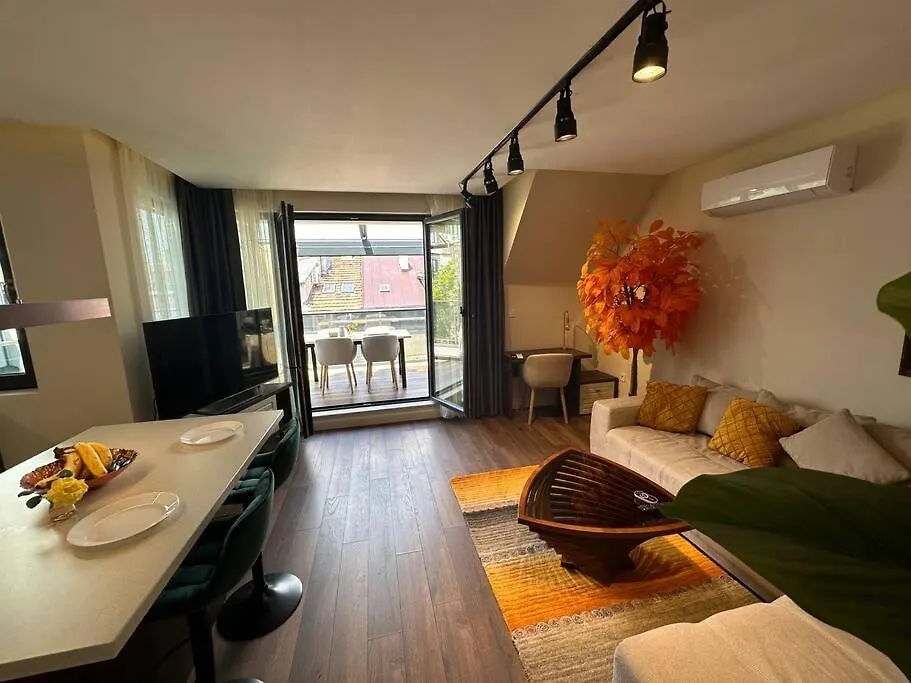 Prime Location! Outdoor Dining! Apartment Varna 0*,  Bulgaria